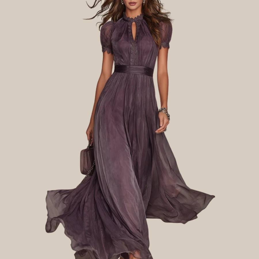 FLAVIA™ | Vestido largo morado con escote en forma de cerradura, en chiffon con detalles de encaje