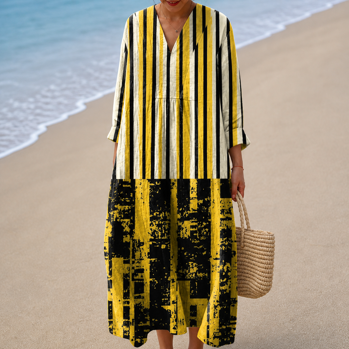 Vestido Amarillo con Rayas y Trazos Negros