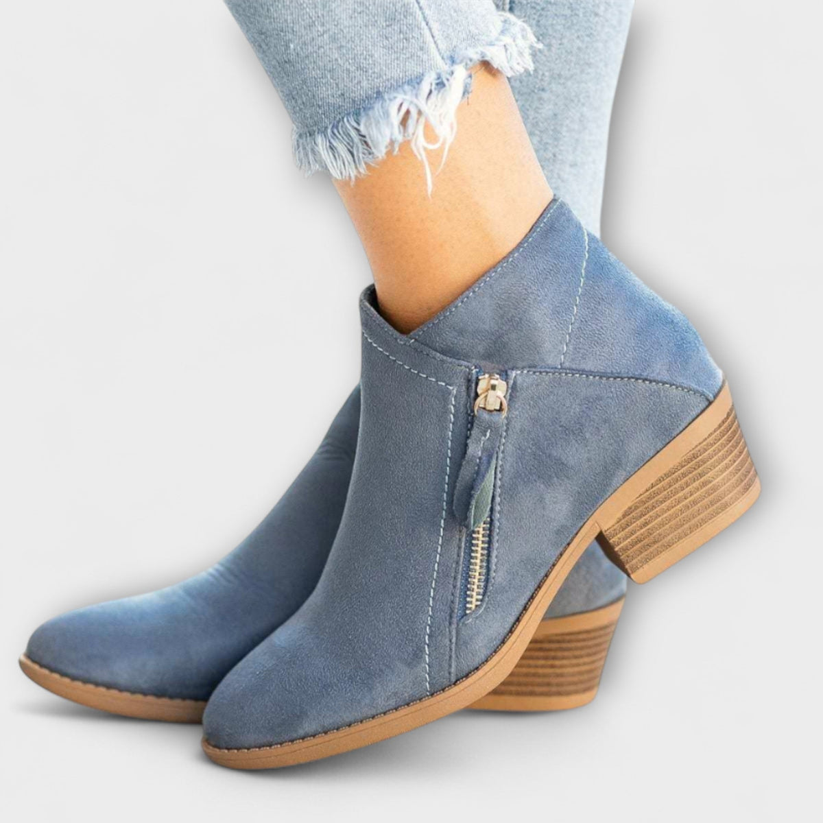 Larissa - Botas de ante con tacón ancho