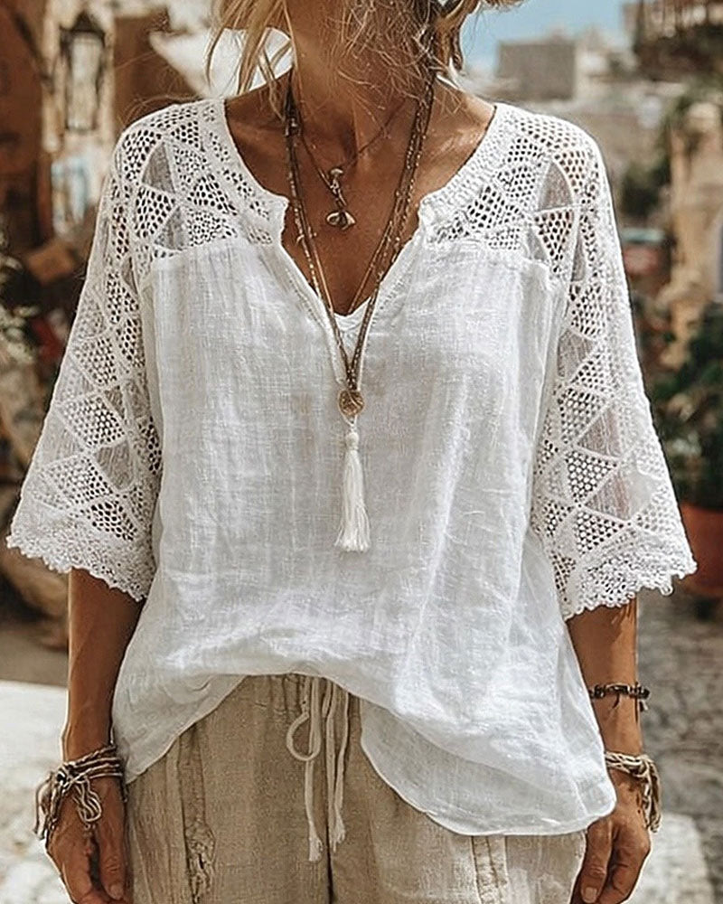 Blusa con Cuello en V y Detalle de Encaje