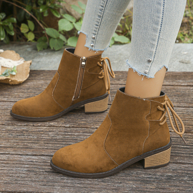 Joana | Botas Clásicas de Caño Corto con Tacón Ancho