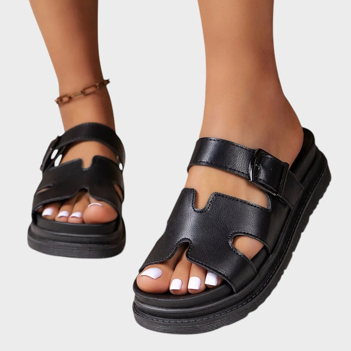 Rosinha - Sandalias ortopédicas con diseño en H
