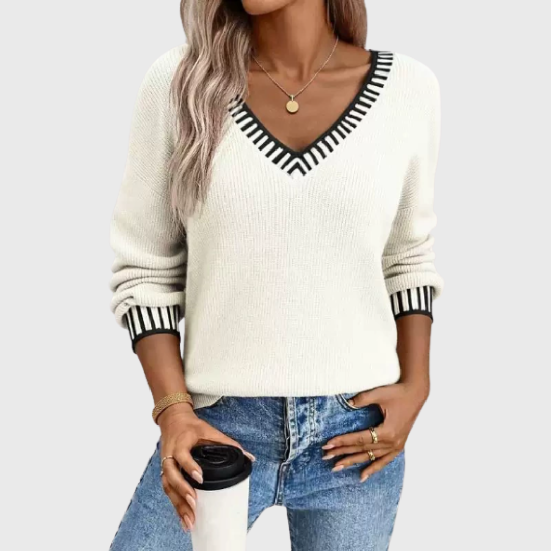 Mara | Sweater Suave con Escote Corazón