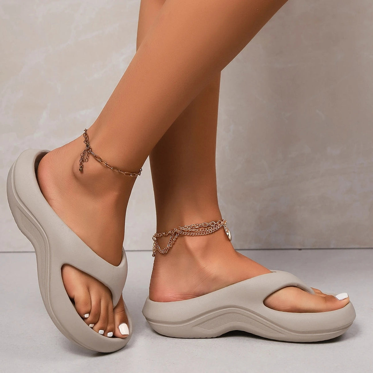 PANTUFLAS ULTRALIGERAS CON ESTILO ERGONÓMICO