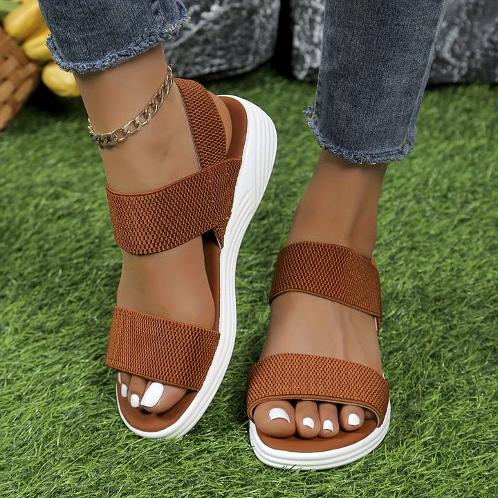 SANDALIAS LIGERAS Y ELÁSTICAS