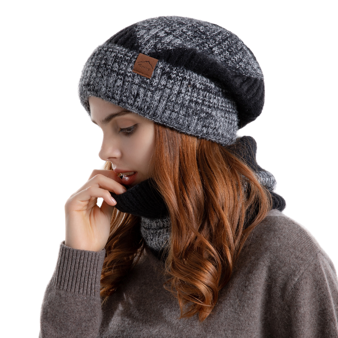 Nina | Gorro y Cuello Tejido en Conjunto