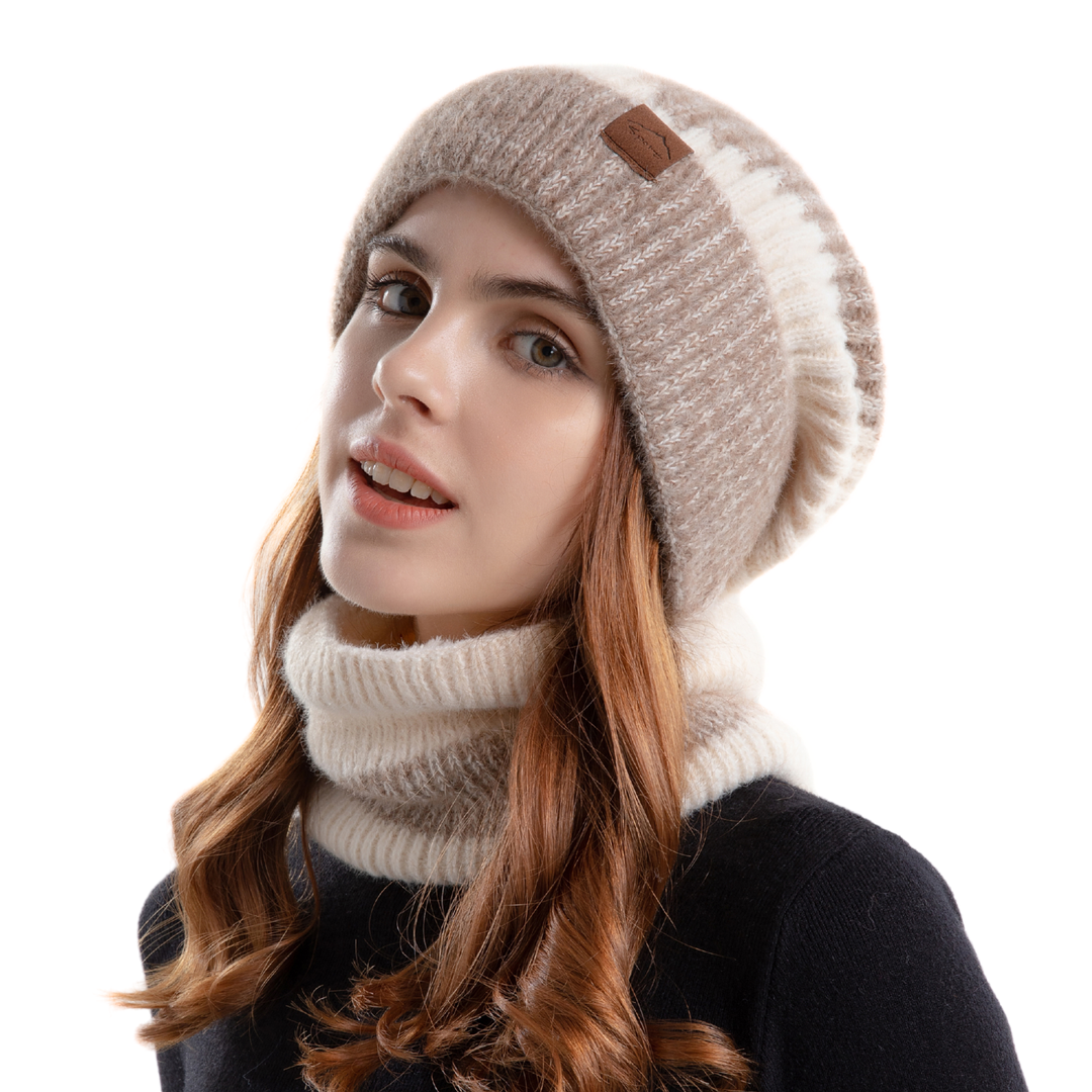 Nina | Gorro y Cuello Tejido en Conjunto