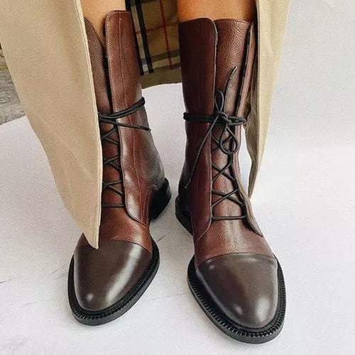 Harper | Botines con Cordones y Punta Redondeada