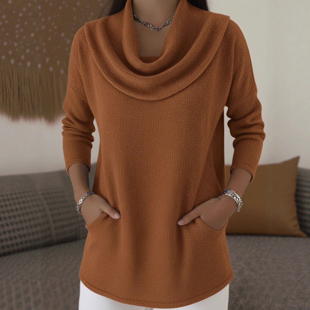 Lia | Sweater Suave con Escote en Cascada