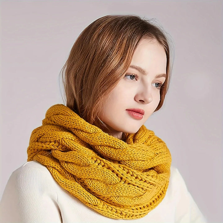 Clara | Cuello Infinito de Punto Trenzado