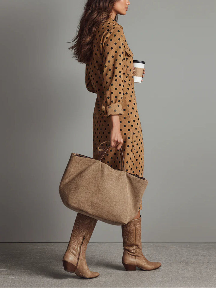 Claudia | Vestido Midi de Cuero Sintético con Estampado de Lunares
