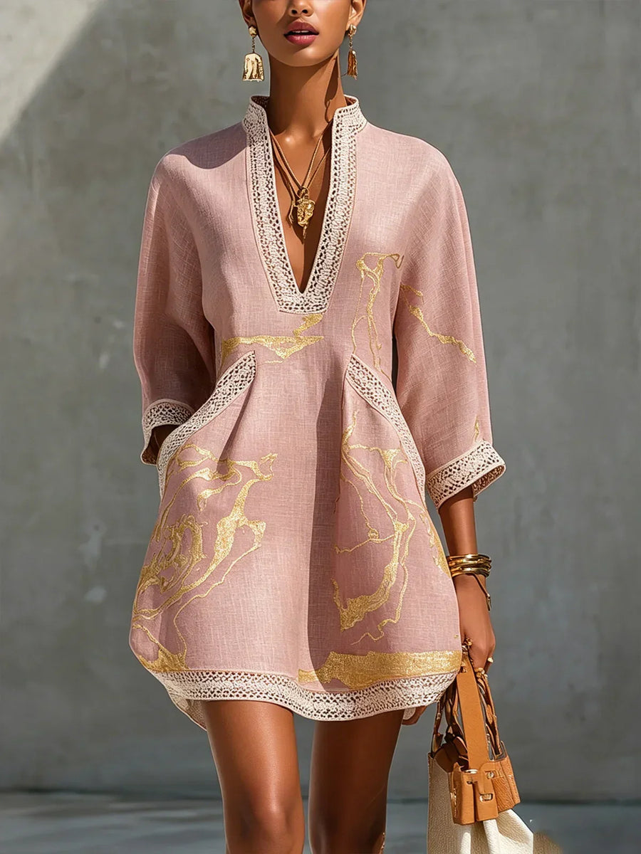 Mini vestido con escote en V y encaje de croché