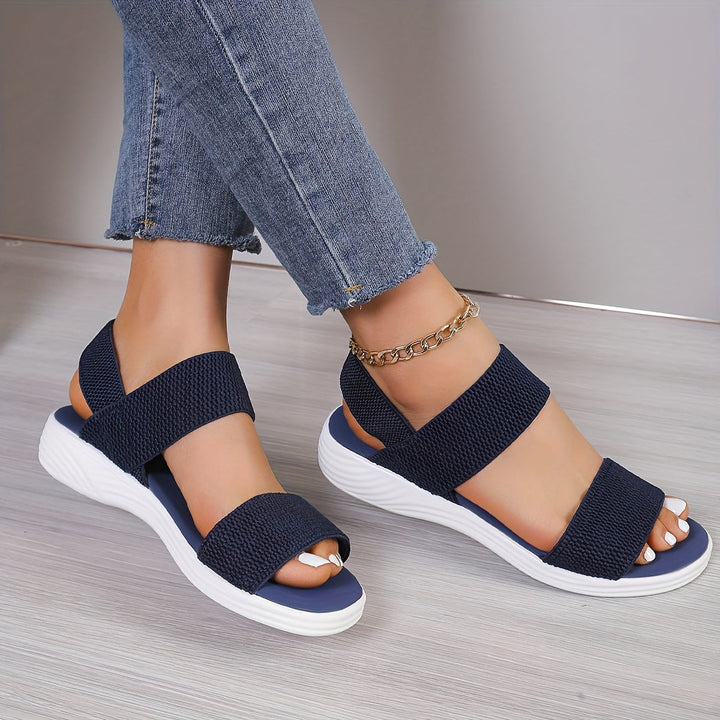 SANDALIAS LIGERAS Y ELÁSTICAS