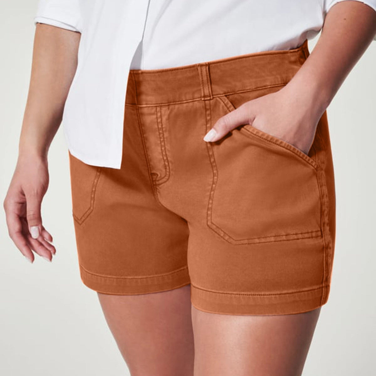 Pantalón Corto Rosa de Rayas Finas en Lino