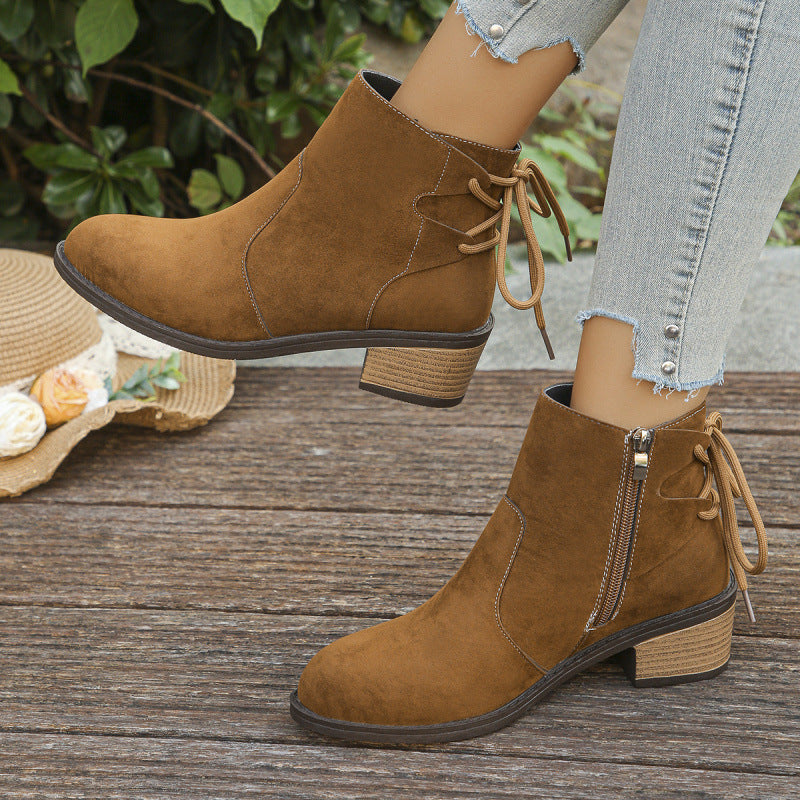 Joana | Botas Clásicas de Caño Corto con Tacón Ancho