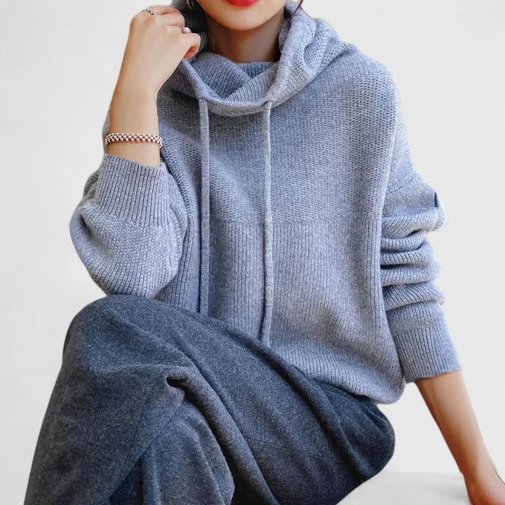 Marie | Sweater Cozy con Cuello Alto y Capucha