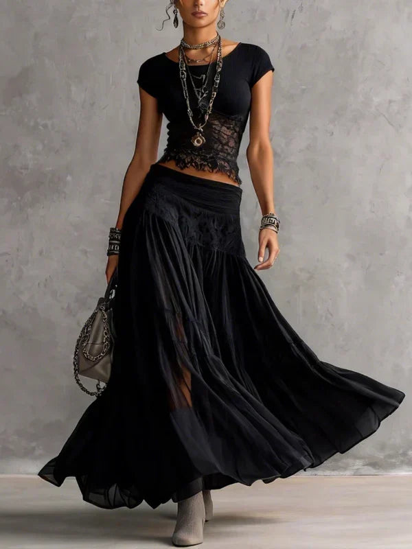 Marianne - Top gris transparente con detalles de encaje y falda maxi plisada (conjunto)