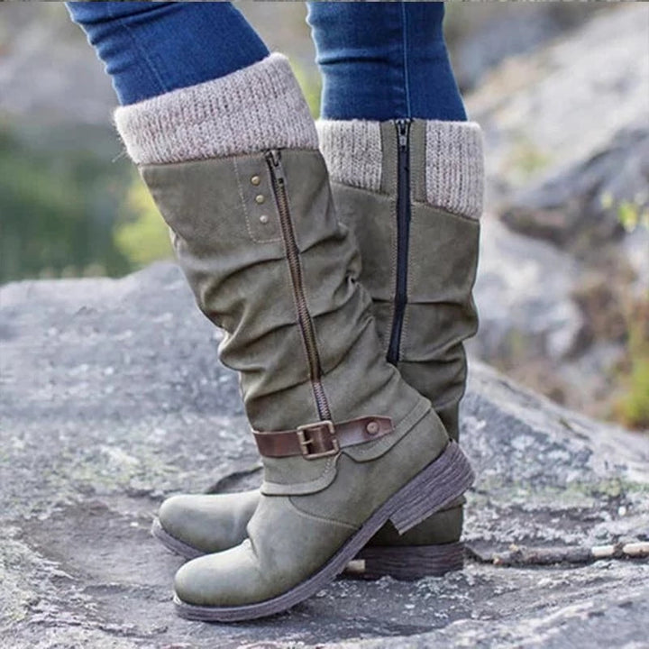 Belvoria | Botas Altas con Detalle de Punto y Hebilla